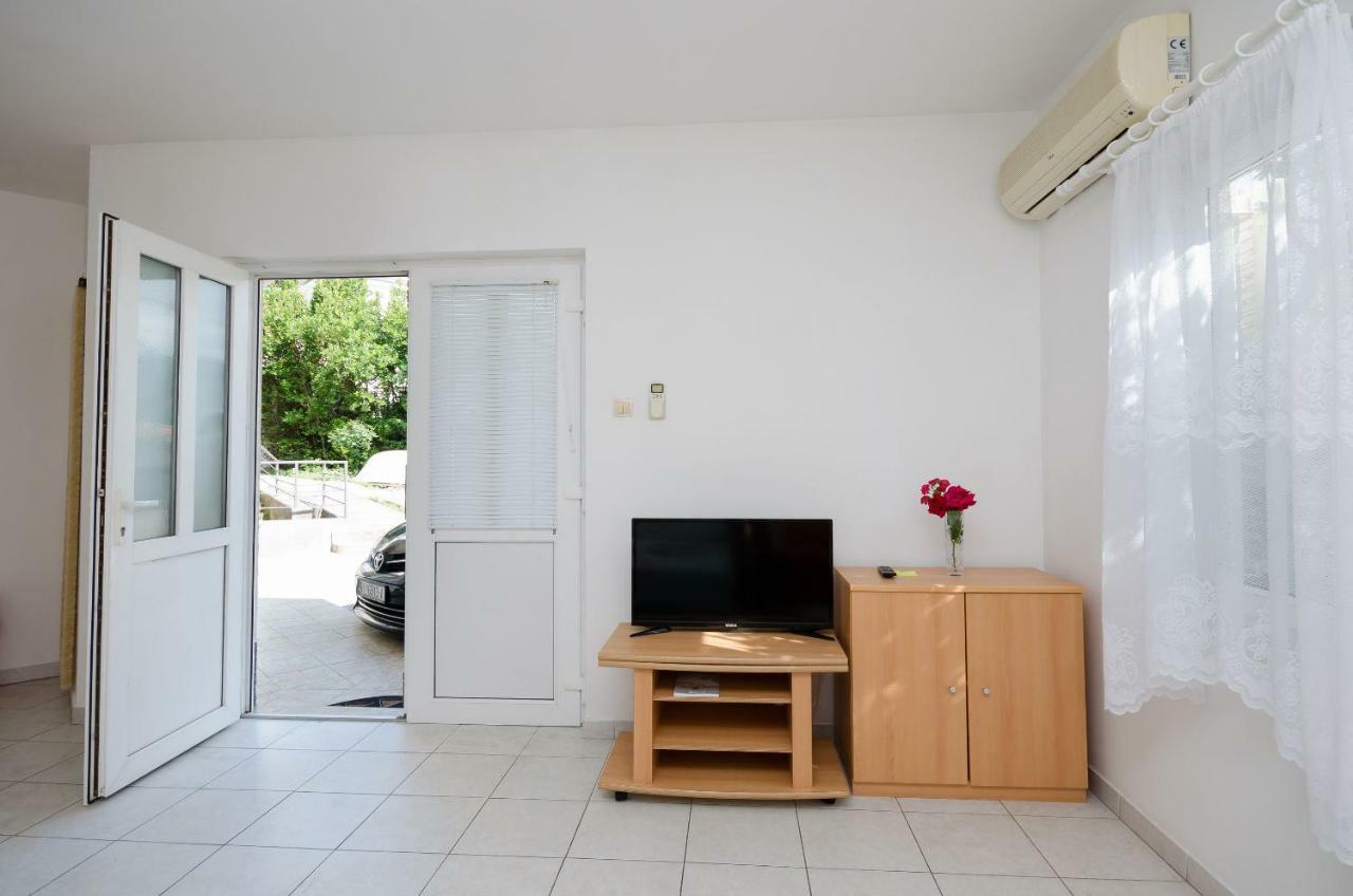 Apartments Branimir Novi Vinodolski Ngoại thất bức ảnh